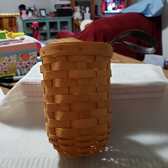 Vintage 2001 Longaberger Small Gatehouse Basket without liner - Picture 2 of 10